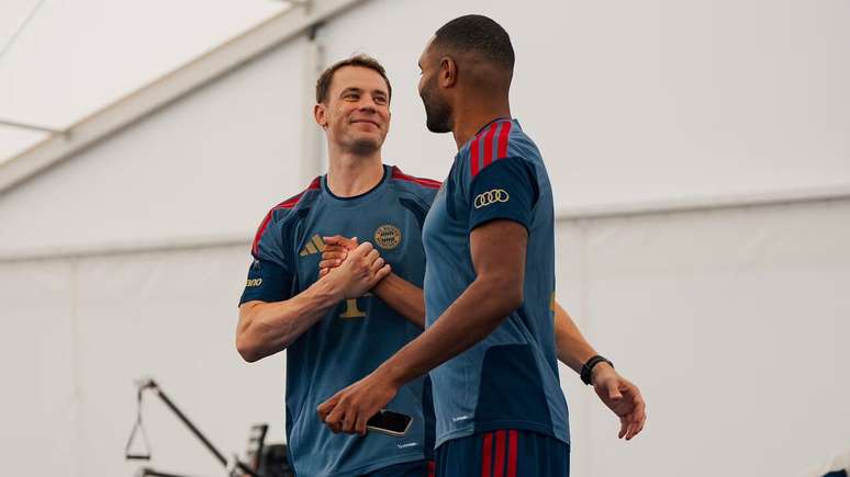Neuer durante atividade na pr&eacute;-temporada do Bayern &ndash;