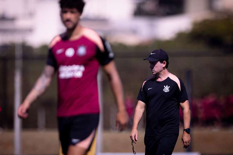 Corinthians se prepara para duelo com o Athletico-PR &ndash;