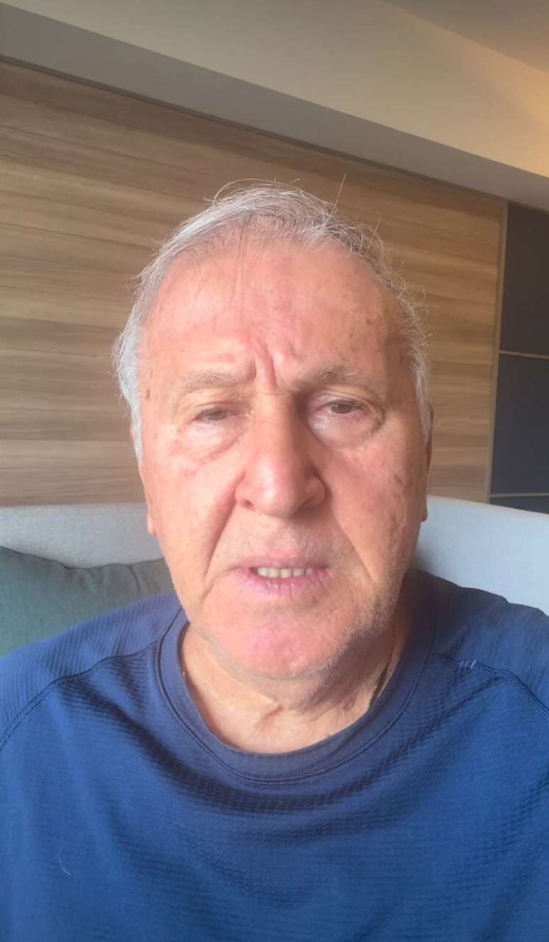 Ex-jogador afirmou que est&aacute; distante da regi&atilde;o mais atingida pelo tremor &ndash;