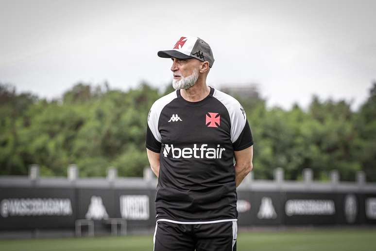 Portugu&ecirc;s deixou o Vasco sem nenhuma vit&oacute;ria &ndash;