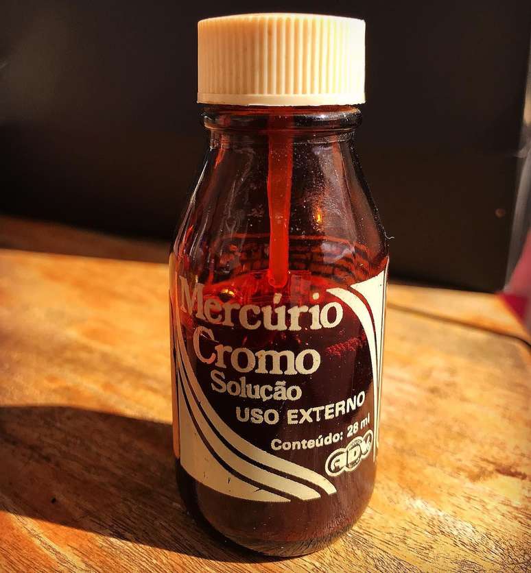 Merc&uacute;rio cromo sumiu das prateleiras do pa&iacute;s h&aacute; 25 anos, quando a Anvisa proibiu a produ&ccedil;&atilde;o e a venda desse tipo de produto porque havia merc&uacute;rio na f&oacute;rmula