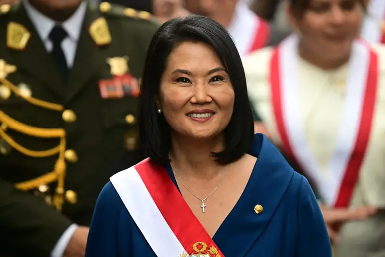 Keiko Fujimori assumiu a presid&ecirc;ncia do Peru ao vencer as elei&ccedil;&otilde;es com a promessa de 'bra&ccedil;o forte' no setor de seguran&ccedil;a, seguindo outros governantes de direita da regi&atilde;o