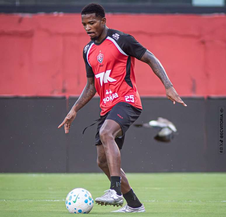 (FOTO: VICTOR FERREIRA/EC VIT&Oacute;RIA)