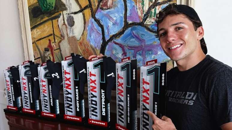 Enzo Fittipaldi faz grande ano na Indy NXT e &eacute; candidato a correr na Indy no pr&oacute;ximo ano; 'grande chance', segundo Emerson.