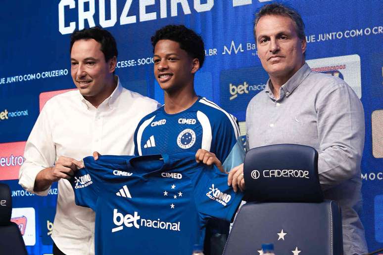 Z&eacute; Lucas segue como principal refor&ccedil;o da opera&ccedil;&atilde;o entre os clubes &ndash;