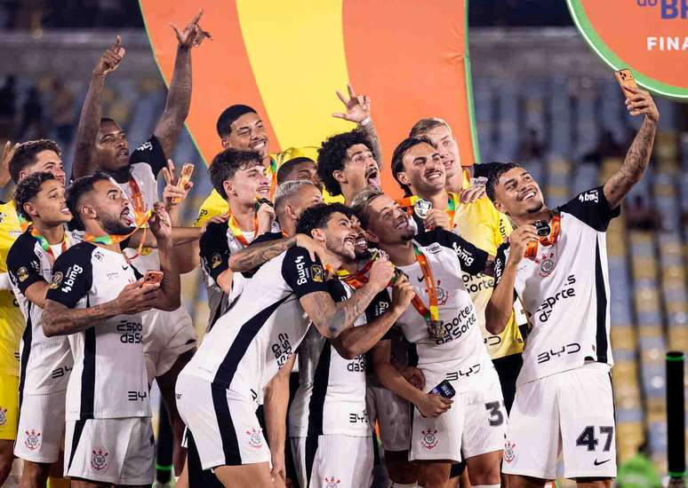 Corinthians &eacute; o atual campe&atilde;o da competi&ccedil;&atilde;o nacional &ndash;
