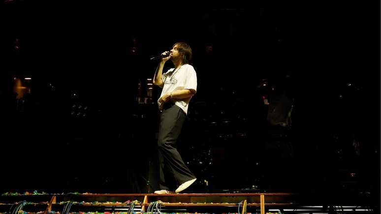 Tame Impala se apresenta no palco durante o show de abertura da Deadbeat Tour no Barclays Center, em outubro de 2025 (Foto de Kevin Mazur/Getty Images para a Columbia Records)