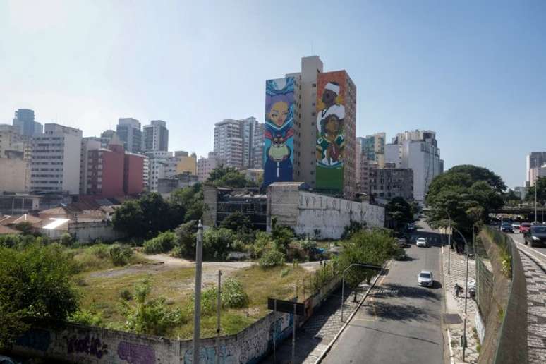 Terreno onde vai ser implantado o Parque do Bixiga, na rua Jaceguai, regi&atilde;o central de SP.
