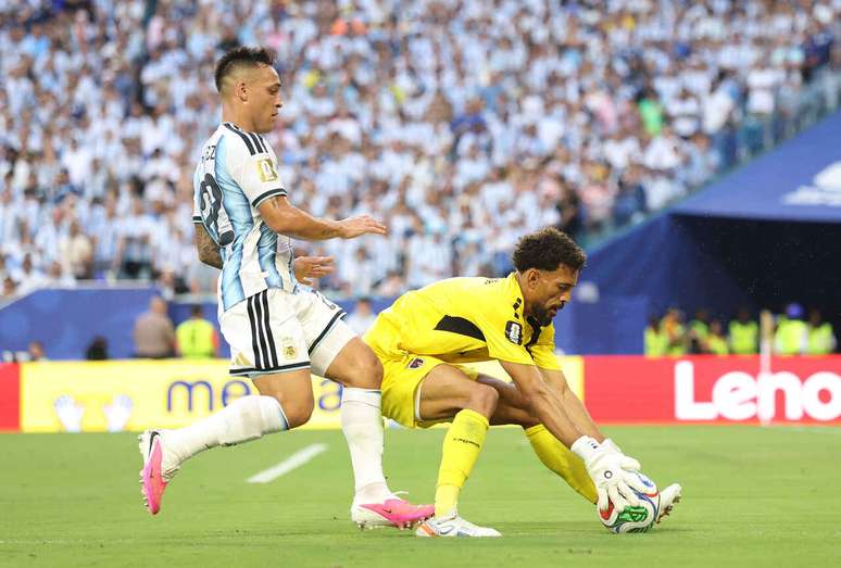 Vozinha chegou a ser anunciado pelo clube chileno ap&oacute;s a Copa &ndash;