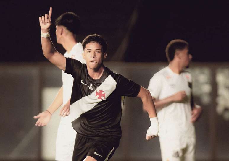 Andrey Fernandes &eacute; o grande nome do Vasco para a decis&atilde;o &ndash;