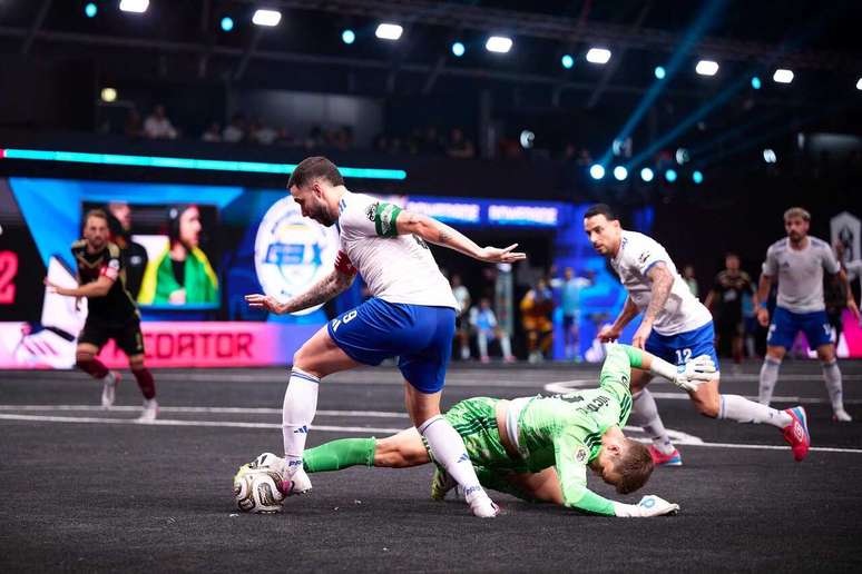 Kelvin brilha e G3X &eacute; campe&atilde;o do mundo da Kings League &ndash;