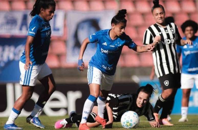 Cruzeiro e Botafogo mediram forças neste sábado (1]), em Sete Lagoas (MG) –