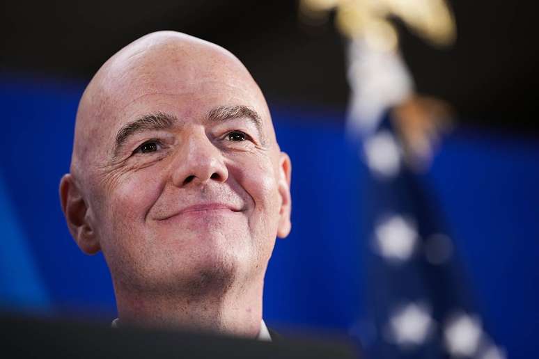 Posicionamento do Real Madrid amplia crise contra Infantino &ndash;