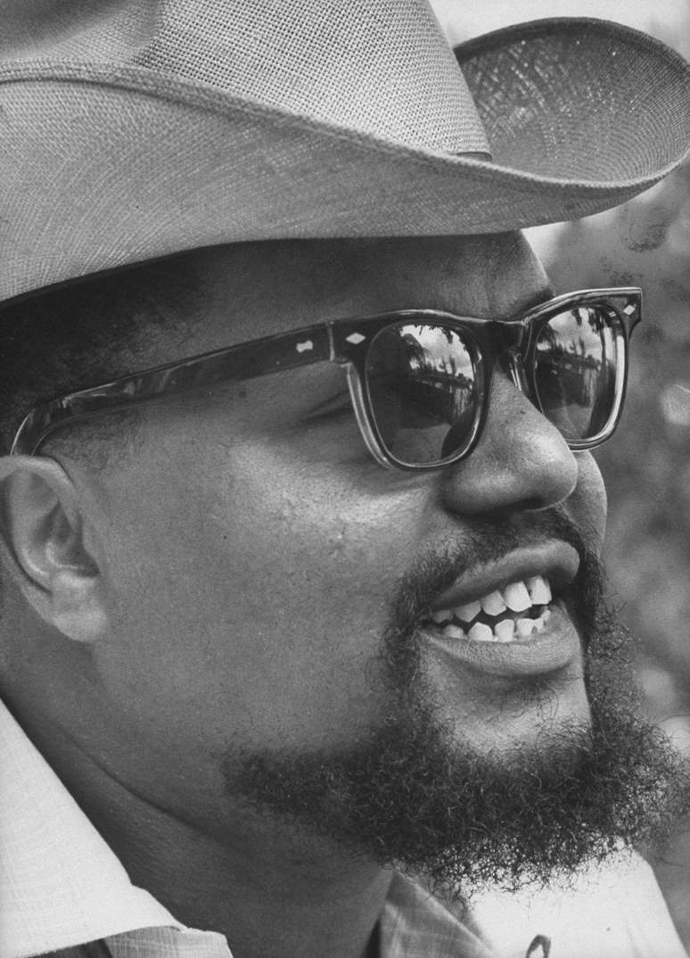 O nacionalista negro Robert F. Williams exilou-se em Cuba durante a Crise dos M&iacute;sseis