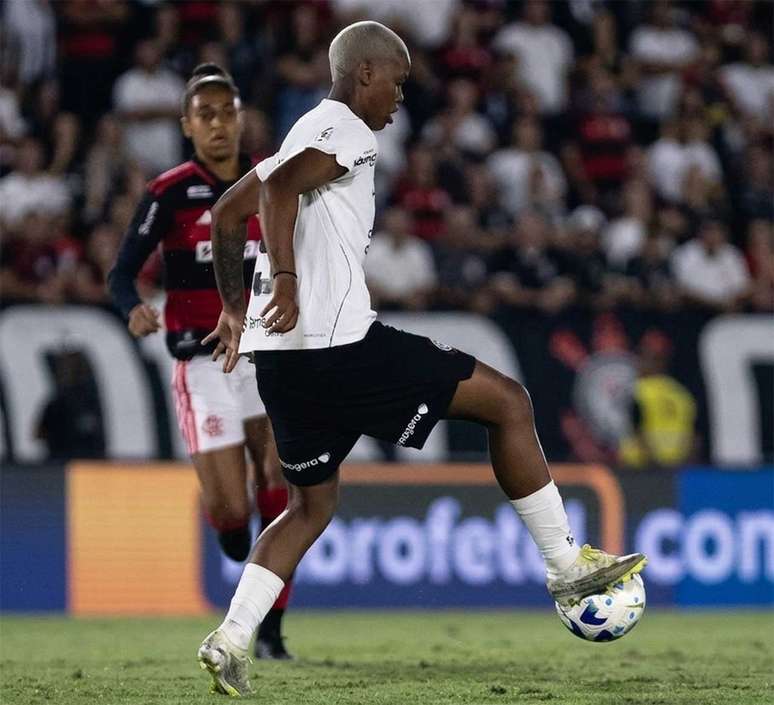 Jhonson marcou o gol da vitória corintiana –