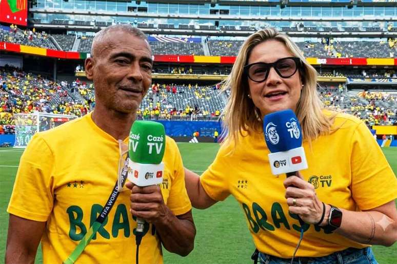 Rom&aacute;rio ao lado de Fernanda Gentil na Copa do Mundo &ndash;