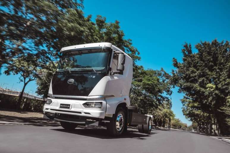Modelo de 13,3 toneladas para a coleta urbana de lixo ser&aacute; um dos produtos oferecidos pela marca ao mercado de caminh&otilde;es el&eacute;tricos.