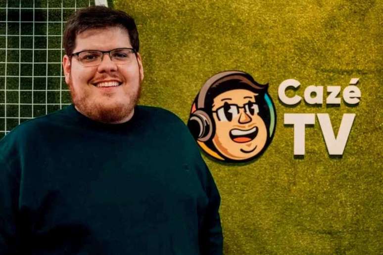 Casimiro Miguel durante transmiss&atilde;o do canal &ndash;