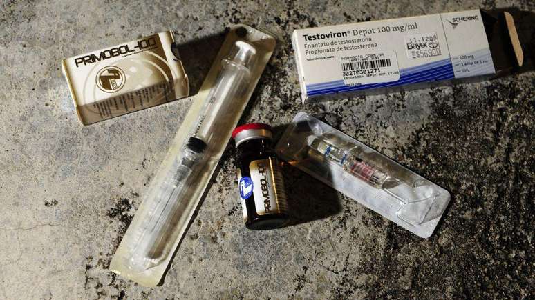 Testosterona virou parte de 'obsess&atilde;o' com promessa de ganho de m&uacute;sculos