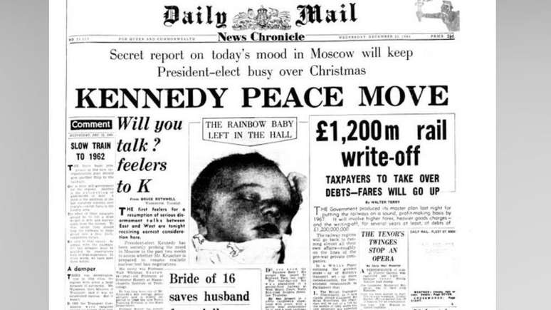 Em 1960, o jornal brit&acirc;nico Daily Mail publicou uma not&iacute;cia sobre o beb&ecirc; abandonado no corredor de um edif&iacute;cio em Londres