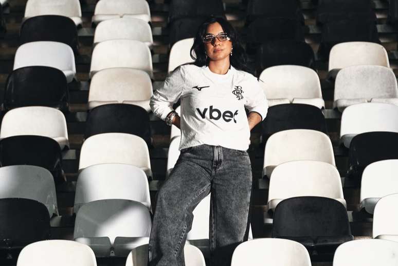 Botafogo lan&ccedil;a nova camisa. Mas pre&ccedil;o est&aacute; salgado &ndash;
