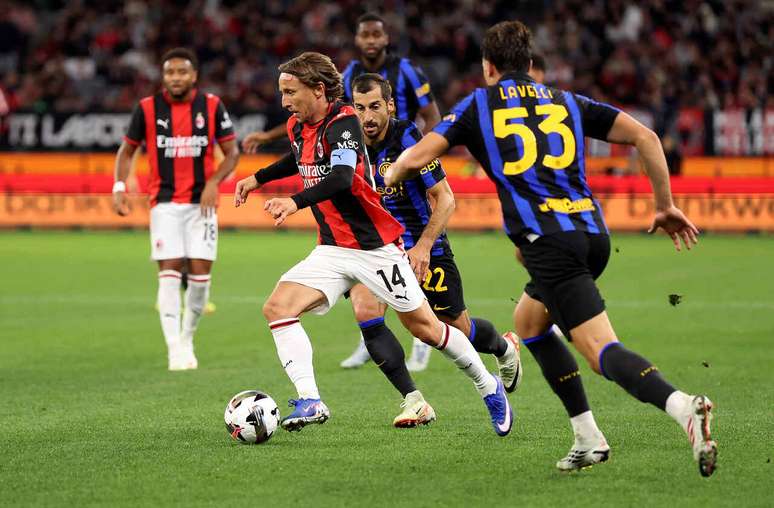 Modric, de 40 anos, renovou o contrato com o Milan por mais uma temporada &ndash;