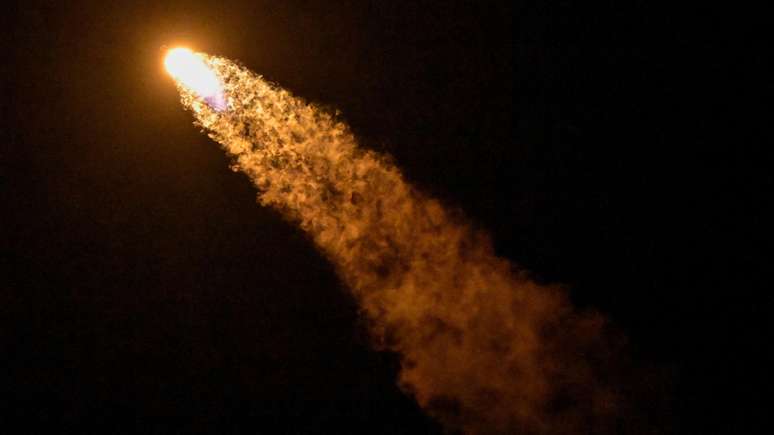 O foguete que atingiu a Lua era um Falcon 9, similar a este que transportou astronautas para a Esta&ccedil;&atilde;o Espacial Internacional, em fevereiro deste ano