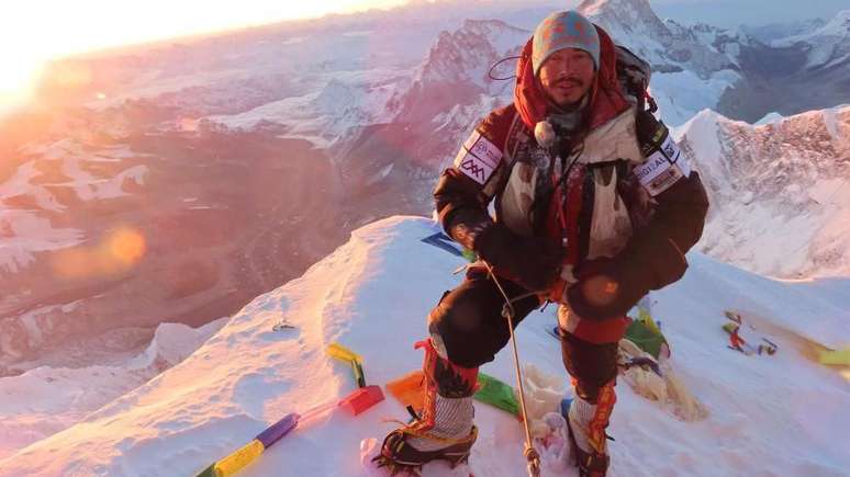 O alpinista britânico-nepalês Nirmal Purja, que liderou a expedição ao Broad Peak, era mais conhecido por escalar em alta velocidade as '14 montanhas'