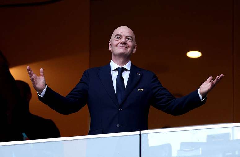 Gianni Infantino est&aacute; sendo questionado no cargo e presidente da Fifa &ndash;