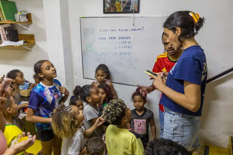 Bruna e Shawn visitam Casa Amarela_Cr&eacute;ditos Maur&iacute;cio Hora (6).jpg