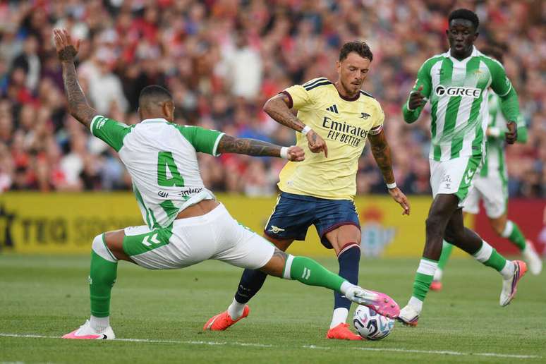 Arsenal sofre contra bom time do Betis e perde em Dublin &ndash;