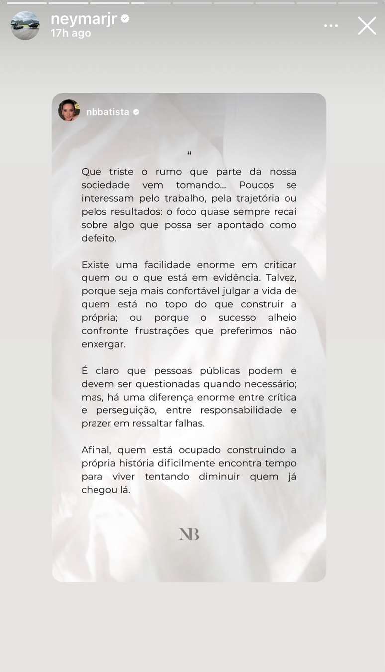Publica&ccedil;&atilde;o de Nathalia Batista alegando que Neymar &eacute; perseguido.