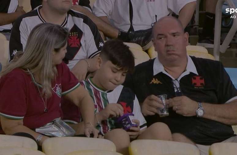 Fam&iacute;lia viralizou durante o cl&aacute;ssico disputado no Maracan&atilde; &ndash;