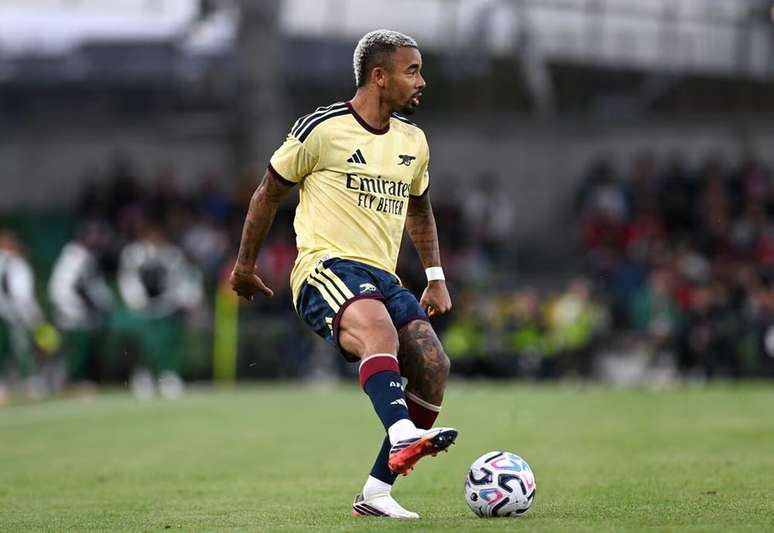 Gabriel Jesus durante a pr&eacute;-temporada do Arsenal &ndash;