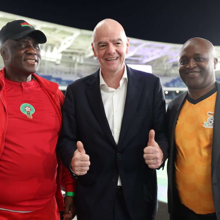 Infantino mantém apoio de federações da África na campanha para a reeleição à presidência da Fifa.