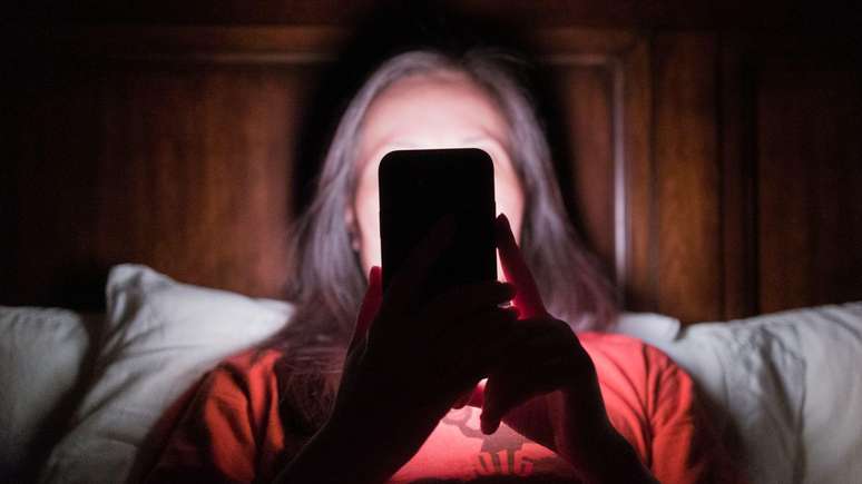 A exposi&ccedil;&atilde;o &agrave; luz artificial durante a noite pode alterar nosso padr&atilde;o de sono