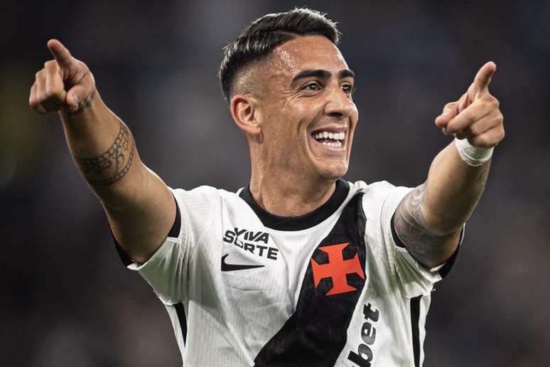 Puma marcou o terceiro gol do Vasco contra o Fluminense &ndash;
