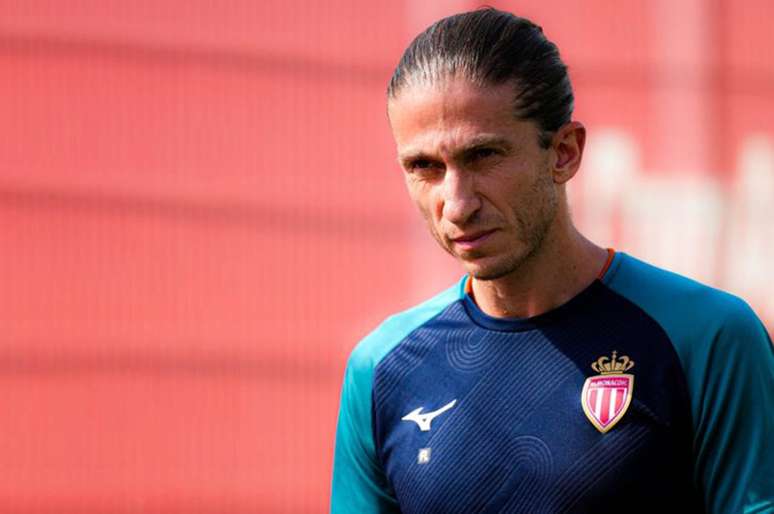 Filipe est&aacute; no in&iacute;cio de sua primeira experi&ecirc;ncia como t&eacute;cnico na Europa &ndash;