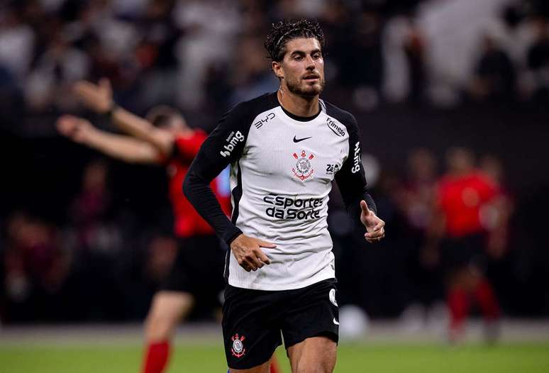 Pedro Raul em campo pelo Corinthians nesta temporada &ndash;
