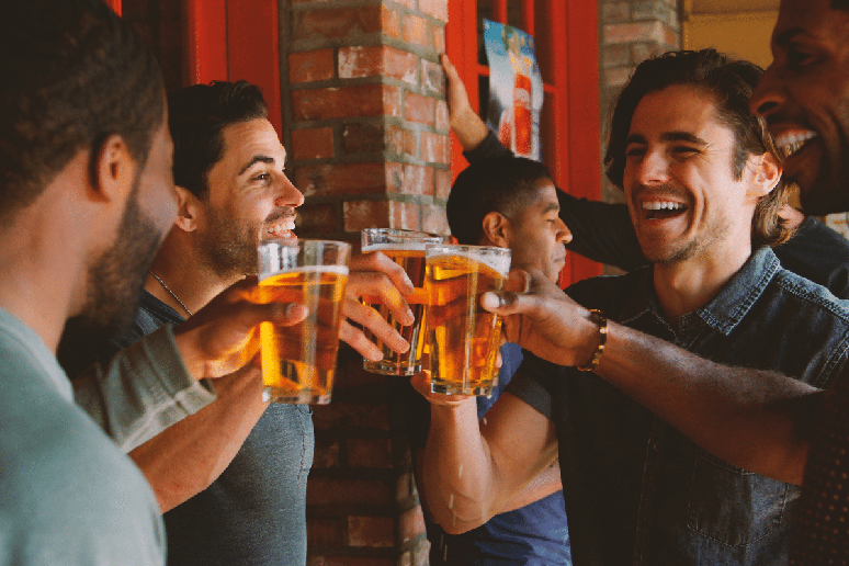 O copo congelado pode comprometer os aromas, sabores e a forma&ccedil;&atilde;o da espuma da cerveja 