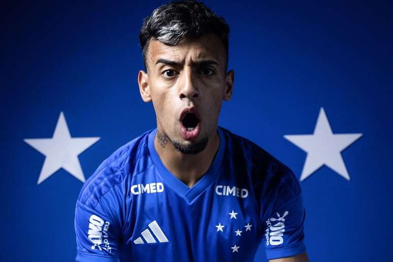 Refor&ccedil;o chega para ampliar op&ccedil;&otilde;es ofensivas de Leonardo Jardim &ndash;