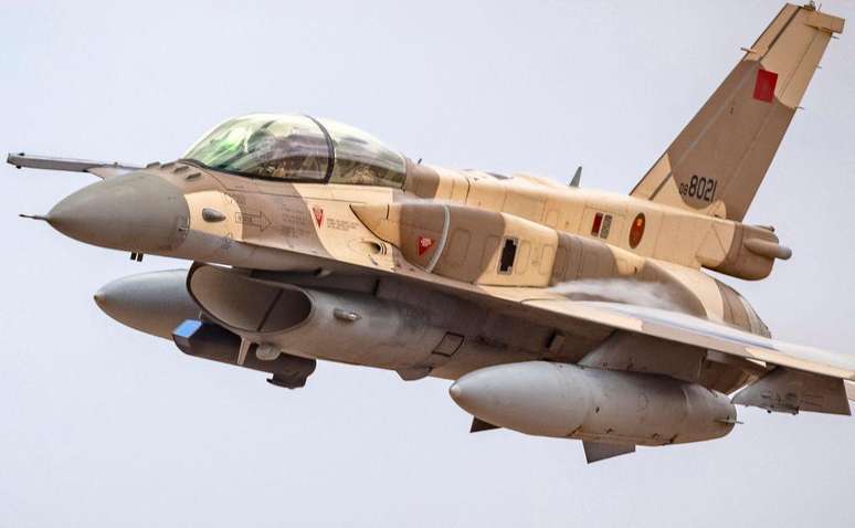 Ca&ccedil;a F-16 de fabrica&ccedil;&atilde;o norte-americana da Real For&ccedil;a A&eacute;rea do Marrocos
