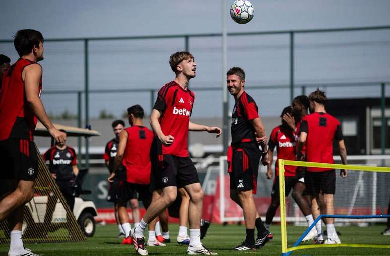 Atividade de prepara&ccedil;&atilde;o do United antes do amistoso contra o PSG &ndash;
