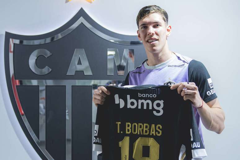Borbas pertence ao Bragantino e estava emprestado ao Real Oviedo &ndash;