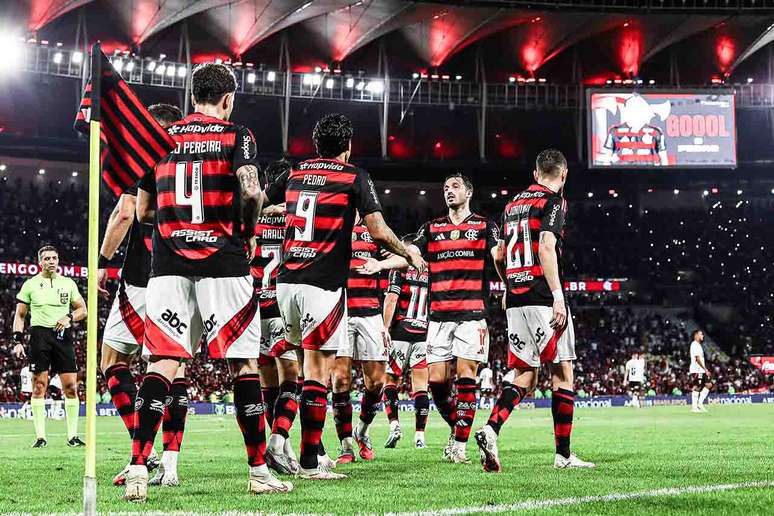 Chuva de gols! Flamengo bateu o Vit&oacute;ria por 8 a 0 em 2025 &ndash;