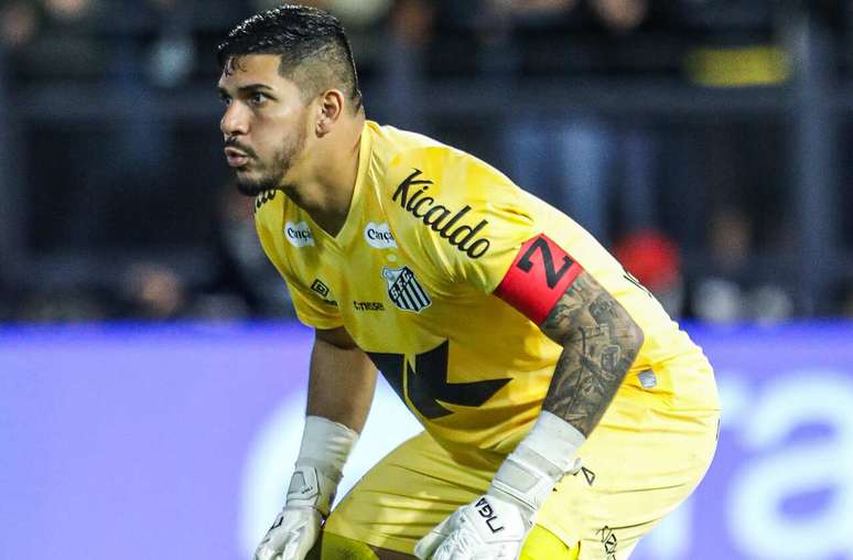 O goleiro Jo&atilde;o Paulo est&aacute; inscrito; Santos estreia contra o Macar&aacute; na pr&oacute;xima quinta-feira &ndash;
