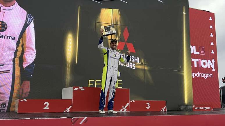 Felipe Fraga &eacute; pole position em Santa Cruz do Sul