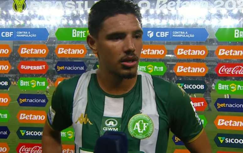 Ap&oacute;s brilhar na S&eacute;rie D. T&uacute;lio Eduardo acertou com a Chape e neste s&aacute;bado fez seu primeiro gol pelo novo time.