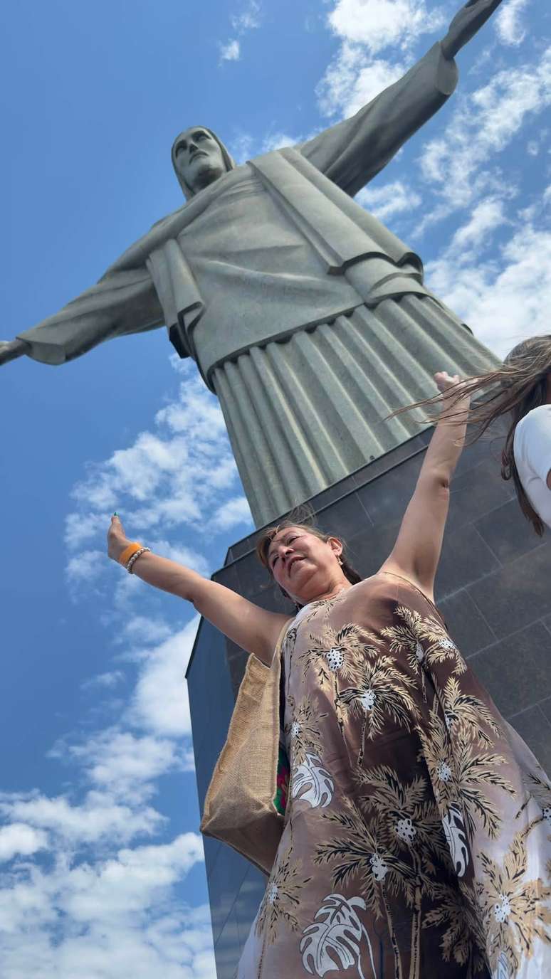 Fotos compartilhadas por Victor Manrique com parentes que morreram no acidente de helic&oacute;ptero no s&aacute;bado, 8, no Rio de Janeiro