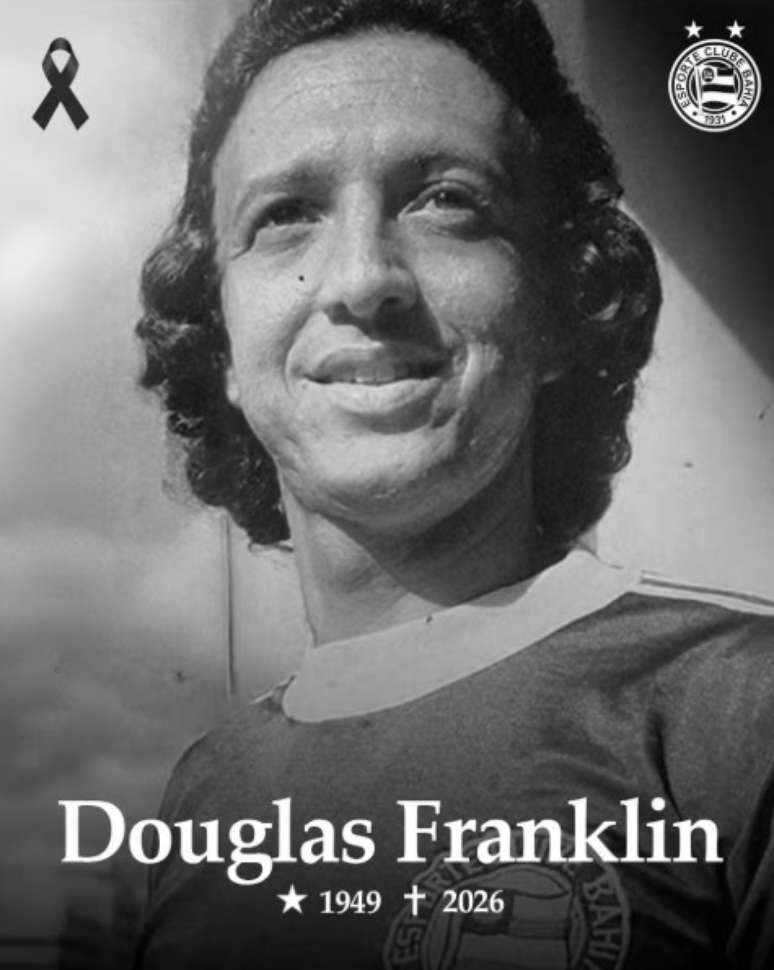 Douglas Franklin recebe homenagem do Bahia